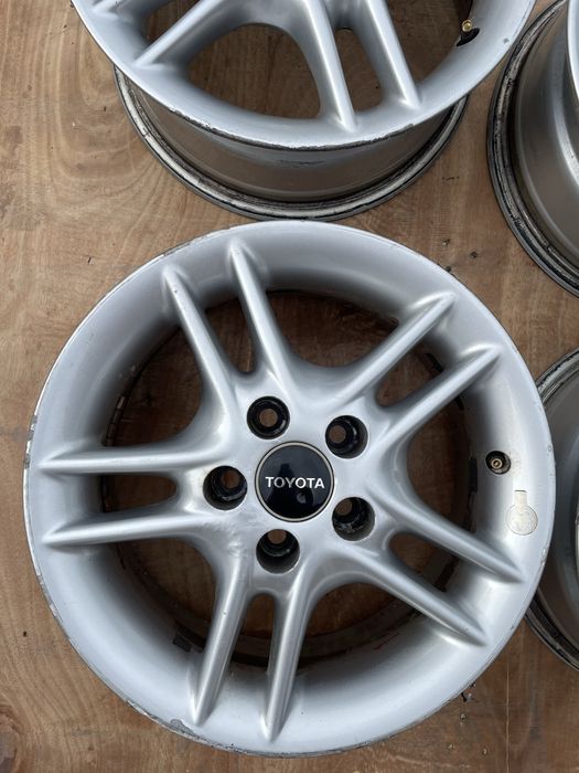 4X FELGA 14 cali 5X100  ET 35 toyota