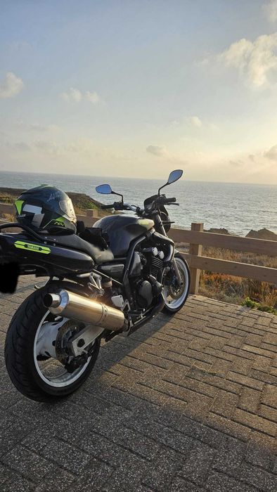 Yamaha Fazer 600 (FZS) Naked — 1999 — Apenas 17.000 km | 100% Legalizada