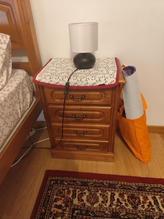 Cama solteiro+ cabaseira