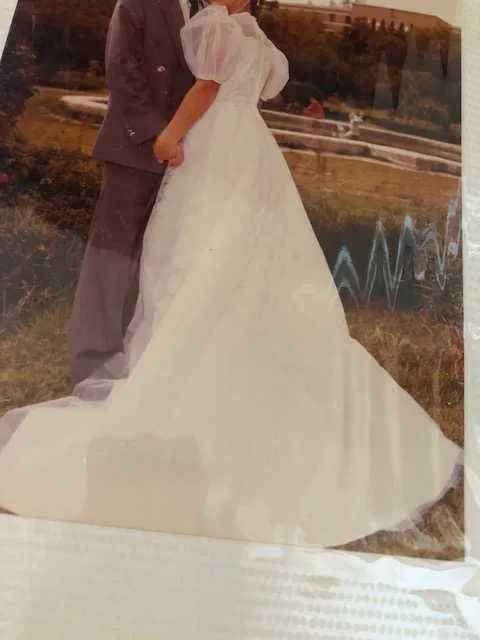 Vestido de noiva Pronoivas, criações Lucien Marie