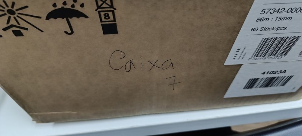 Casaco de manga curta azul escuro