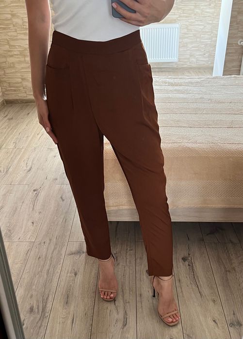 Легкі літні вільні жіночі коричневі брюки штани ZARA на резинці