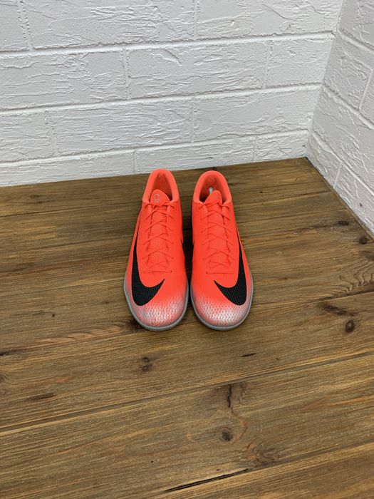Футбольная обувь Nike mercurial оригинал 44.5р бампы футзалки