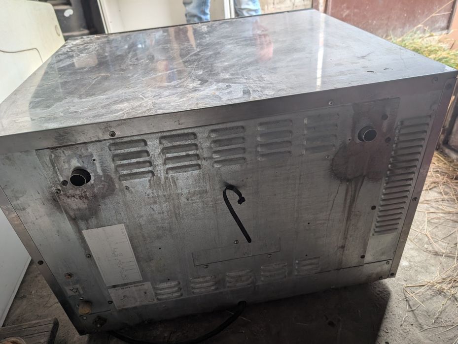 Конвекційна піч Smeg Alfa43