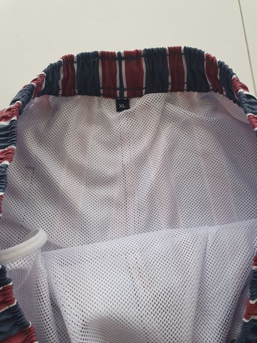 Calções de praia de homem