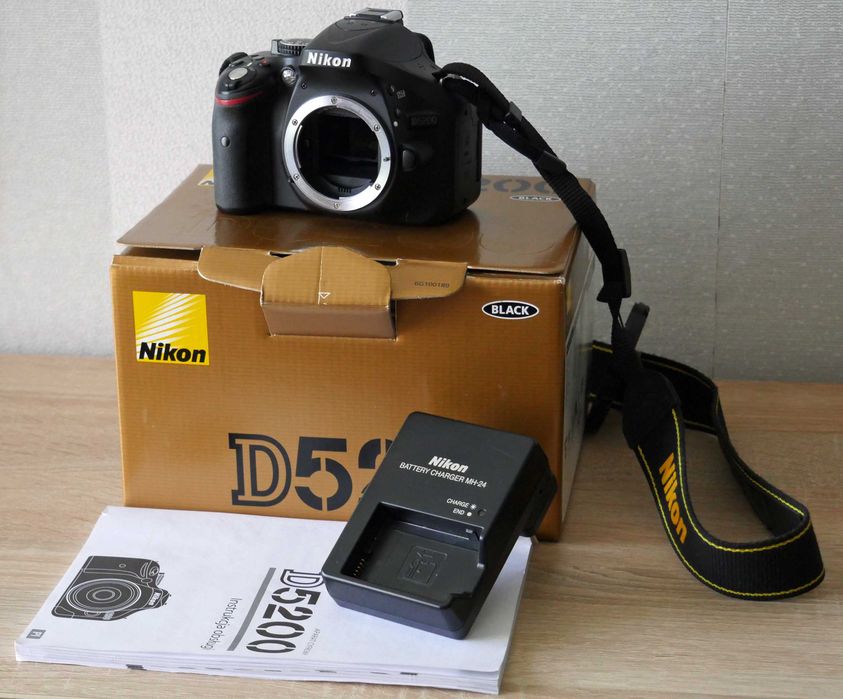 Aparat NIKON D5200 (body) 24Mpx