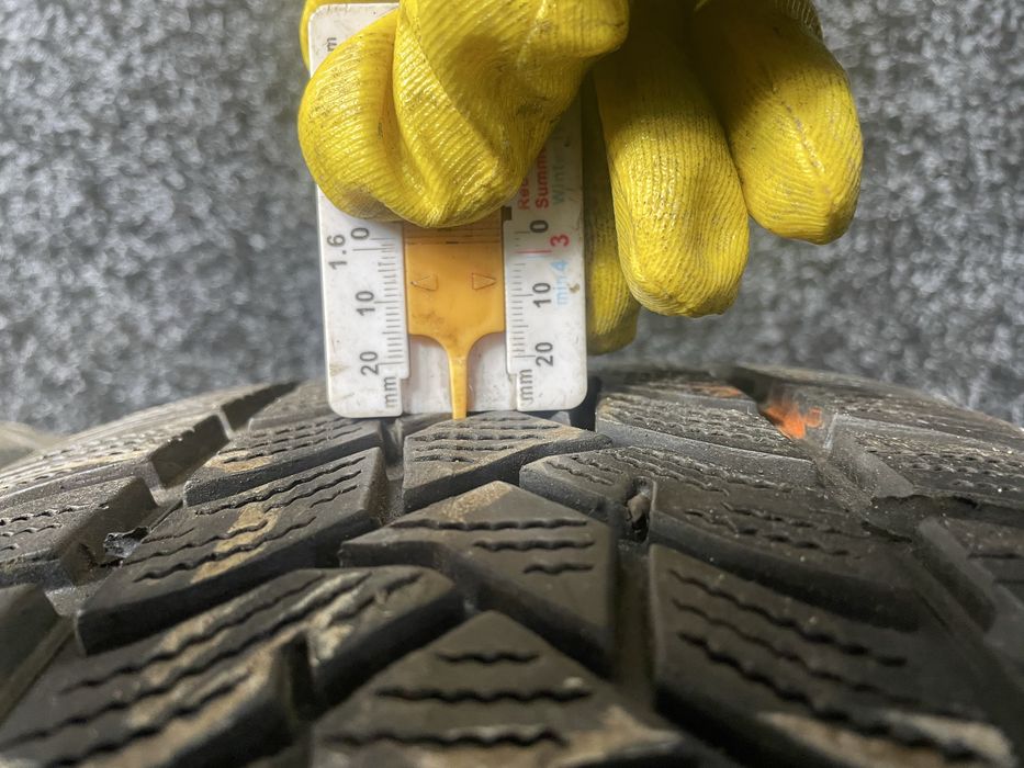 Dunlop 225/55R17 WINTER SPORT 5