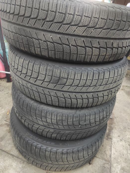 Продам зимову гуму MICHELIN 215/65 R16