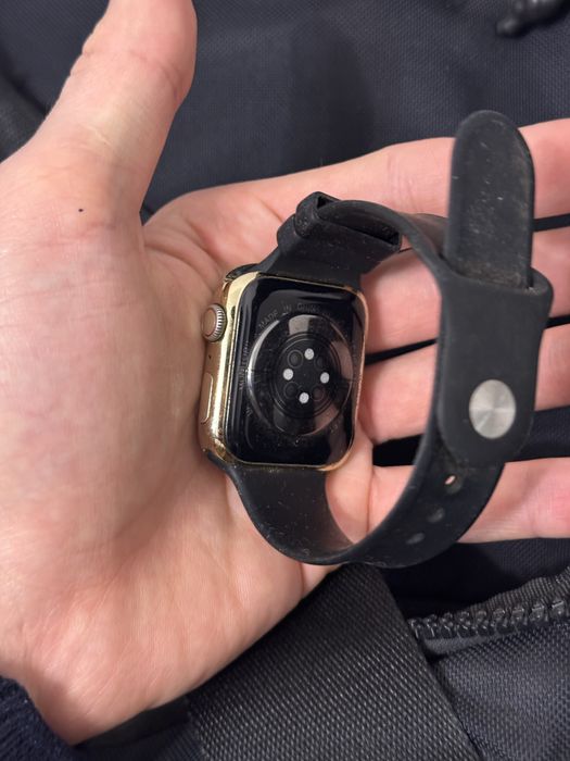 Apple Watch на запчастини