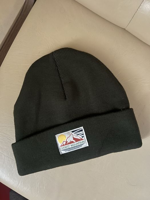 Шапки деми стильные.