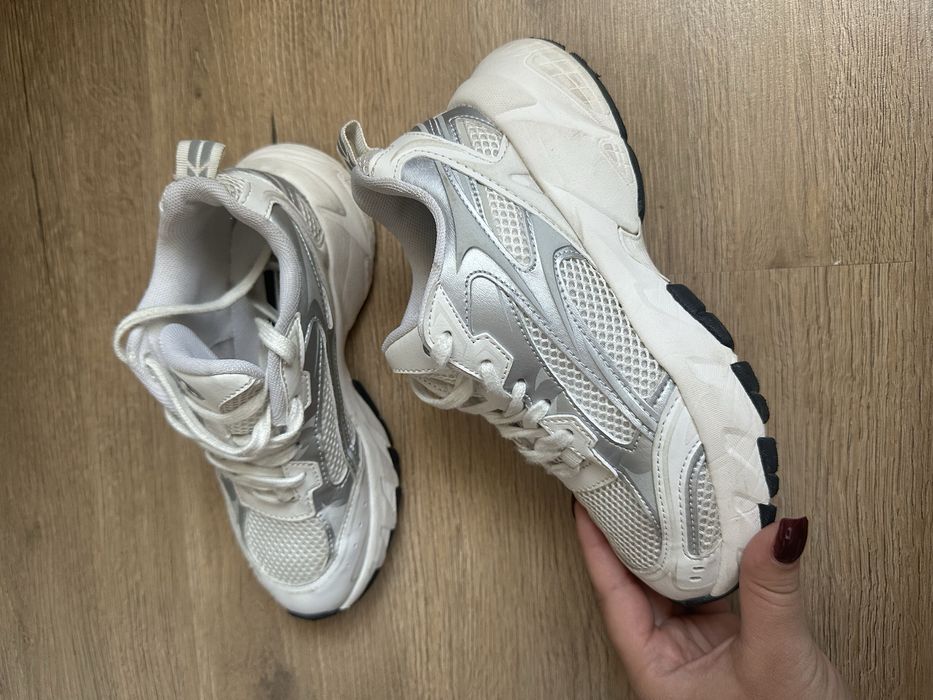 Кросівки ZARA 32/33, 20 см