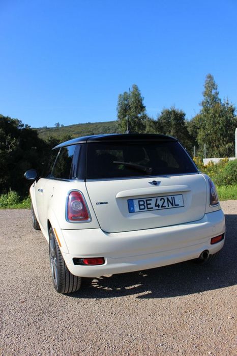 Mini Cooper D em excelente estado