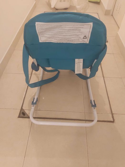 Duas Espreguiçadeiras bebé, a azul da zippy