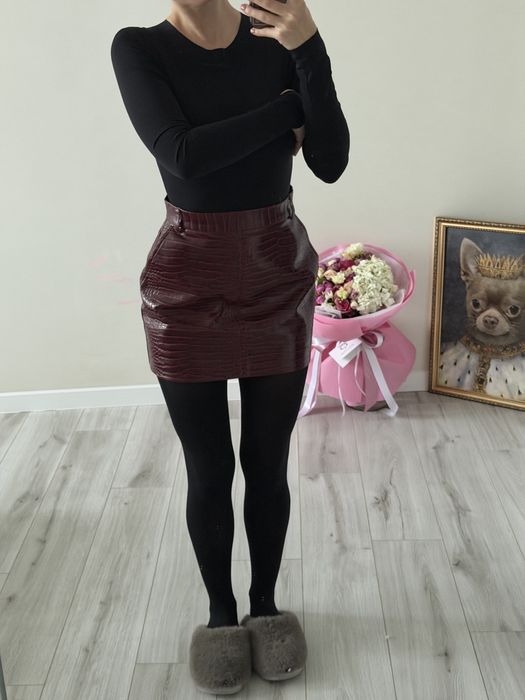 Шкіряна юбка від Flow