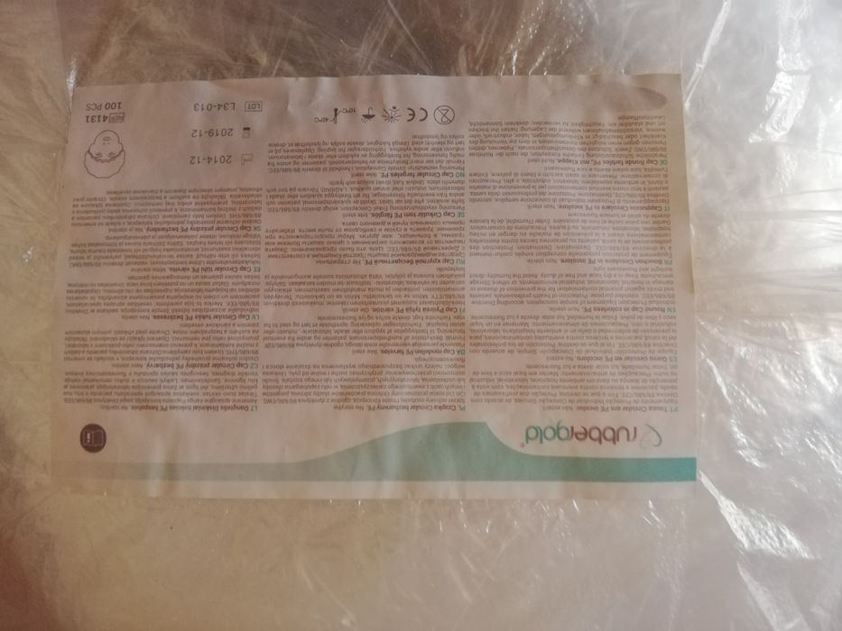 Toucas transparentes descartáveis