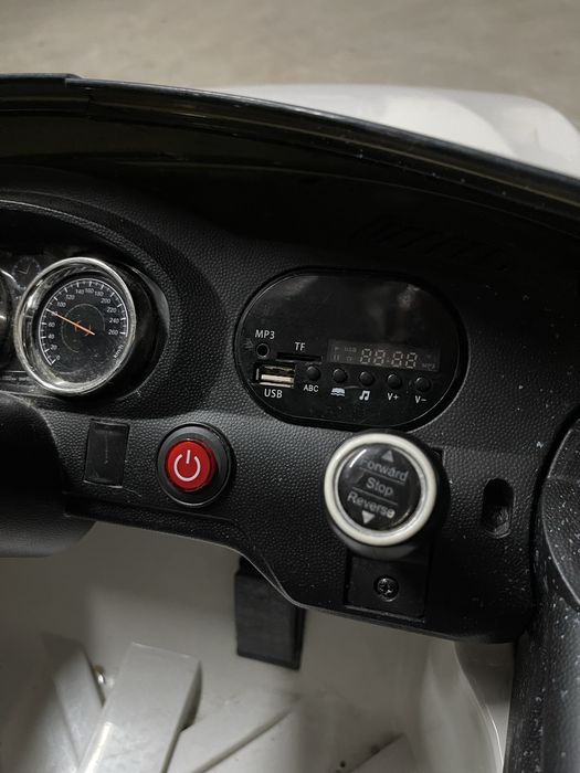 Carro BMW crianca - com motor a bateria