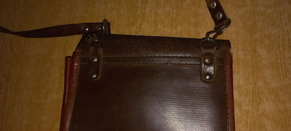 Шкіряний  офіцерський планшет , гарний стан.