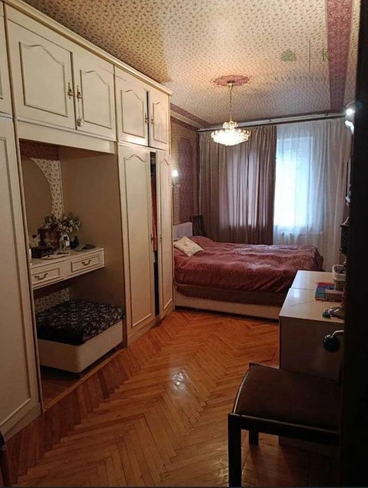 Продам 3к квартиру с ремонтом Жасминовый бульвар