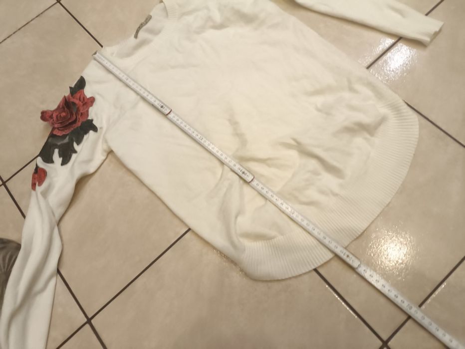 Bluzka sweter sweterek haft róża kwiaty 40 L