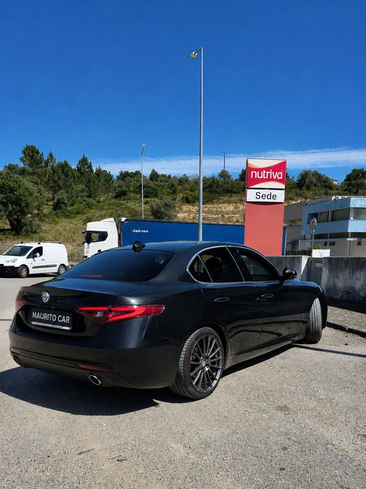 Alfa Romeo Giulia 2.2 Diesel 180cv AT8