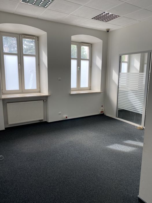 Lokal usługowy 140m2 Łowicz