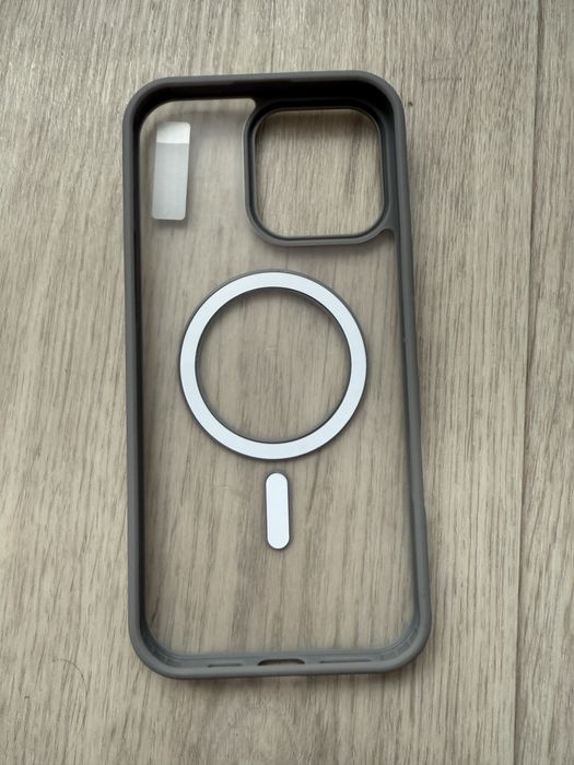 Чохли iPhone 16 Pro Max