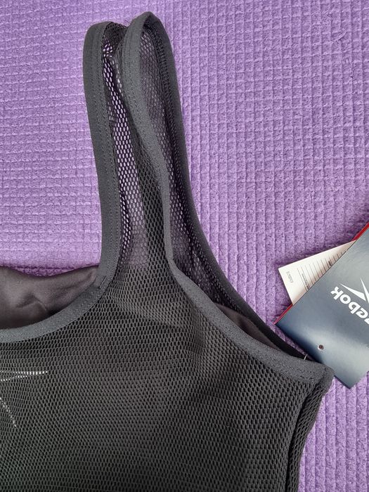 Топ спортивний Reebok