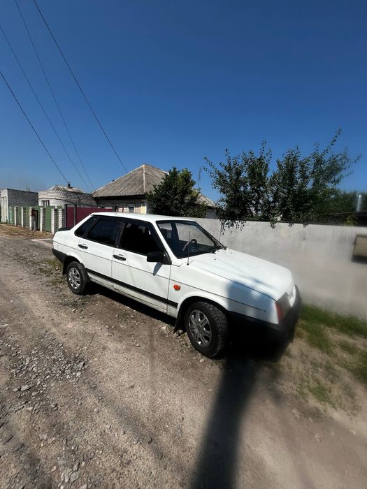 ваз 21099 продаю