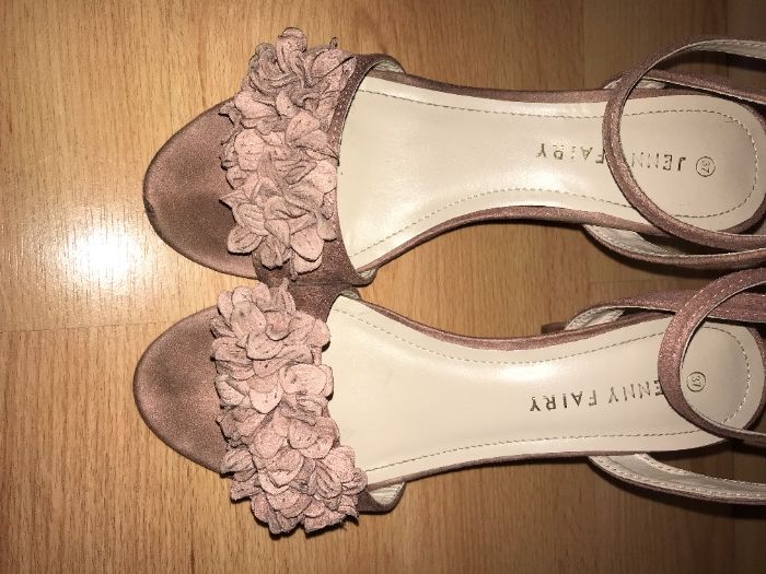 Buty sandały sandałki damskie na obcasie Jenny Fairy CCC 37