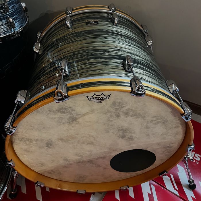 Gretsch Renown Maple + Hardcases