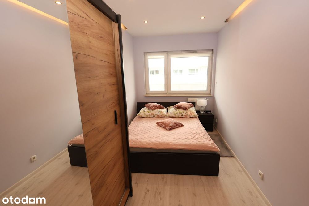 APARTAMENT Aleja Solidarności z komórką!!!
