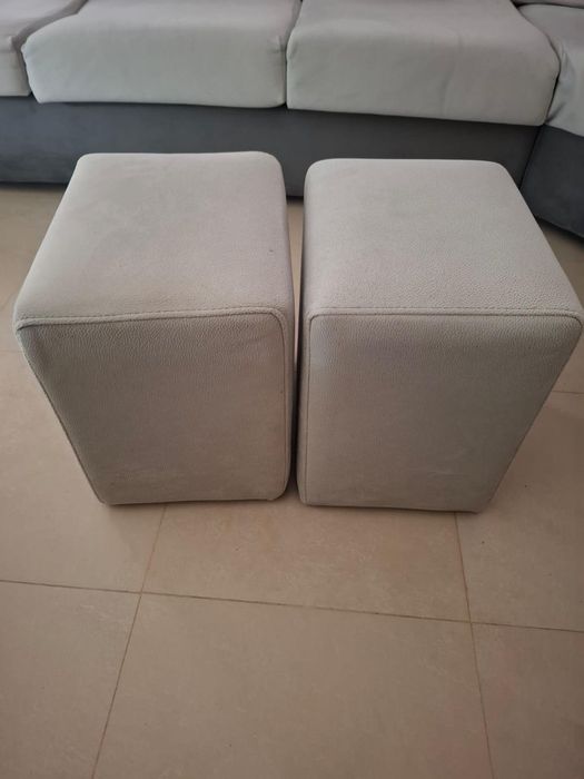 Sofá de canto de 6 lugares e 2 pufs