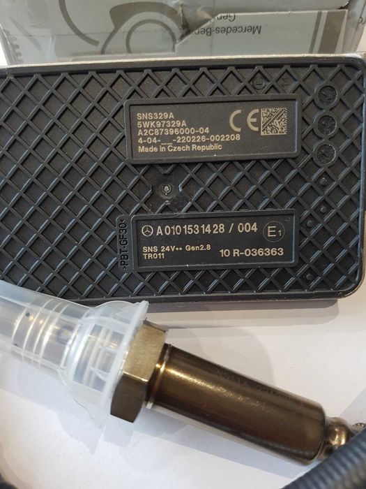 Czujnik Nox Mercedes Actros MP4 Euro 6 Przed Katalizatorem Nowy! Oryginał !