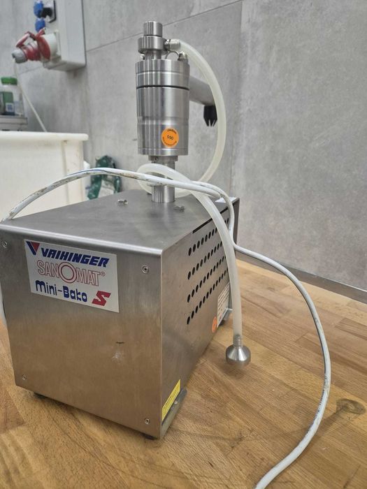 Automat do ubijania śmietany Sanomat Mini Bako S