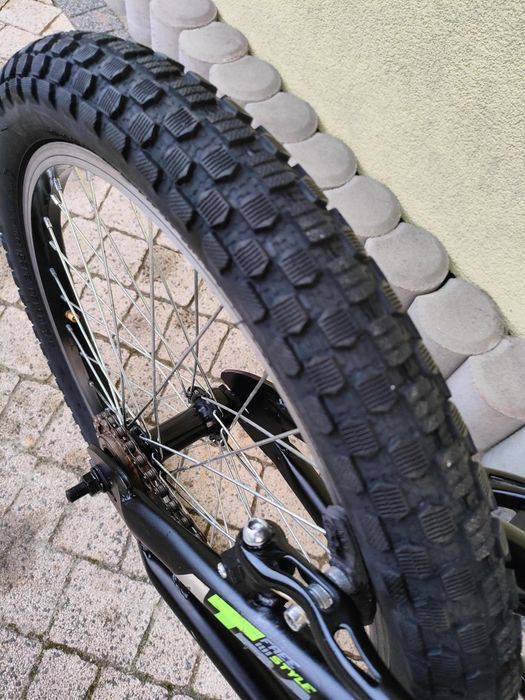 Rower BMX z rotorem koła 20"