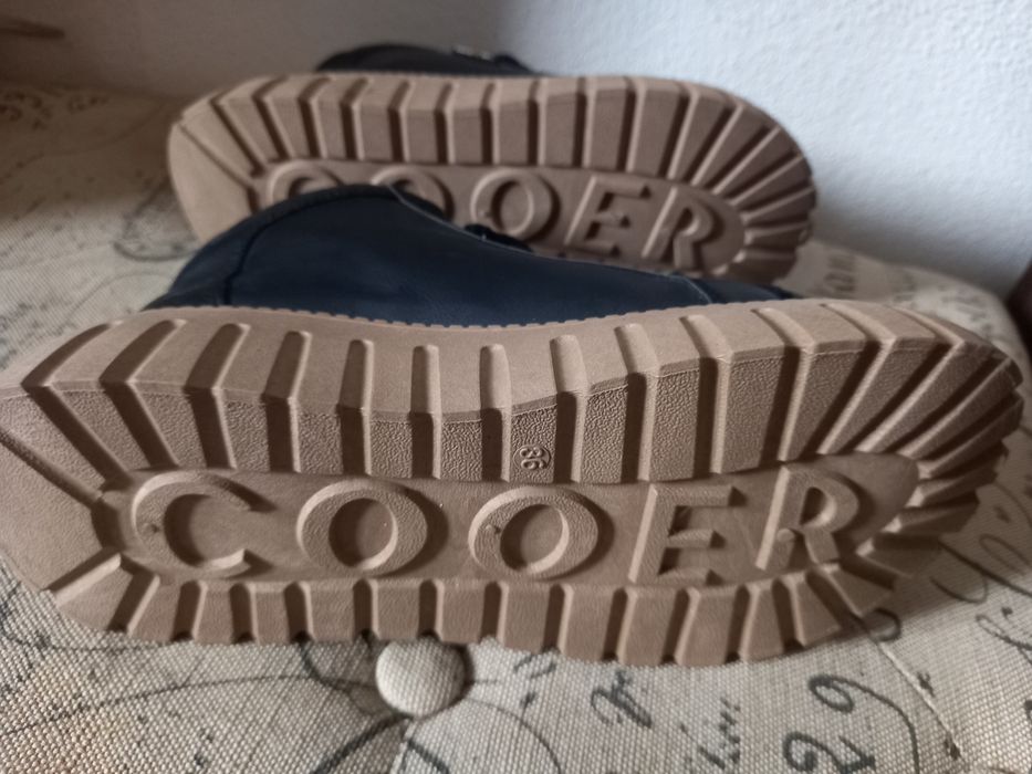 Tênis marca Fashron