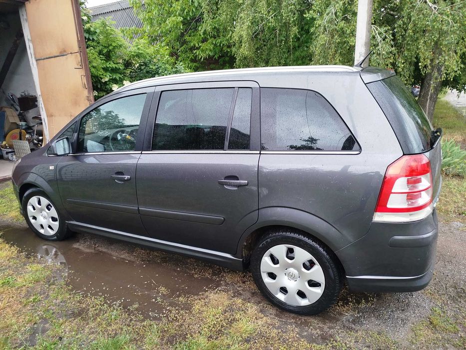 Opel Zafira 2010