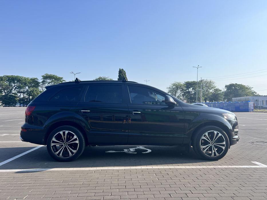 Продам Audi Q7 в хорошем состоянии ,Виница