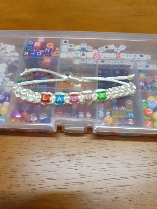 Pulseira personalizada com nome