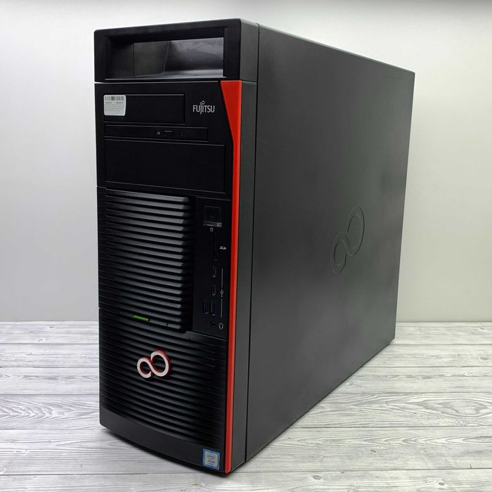 Робоча станція Fujitsu M770 Xeon W2125/32GB/NVMe 512/Quadro M400 Б/В