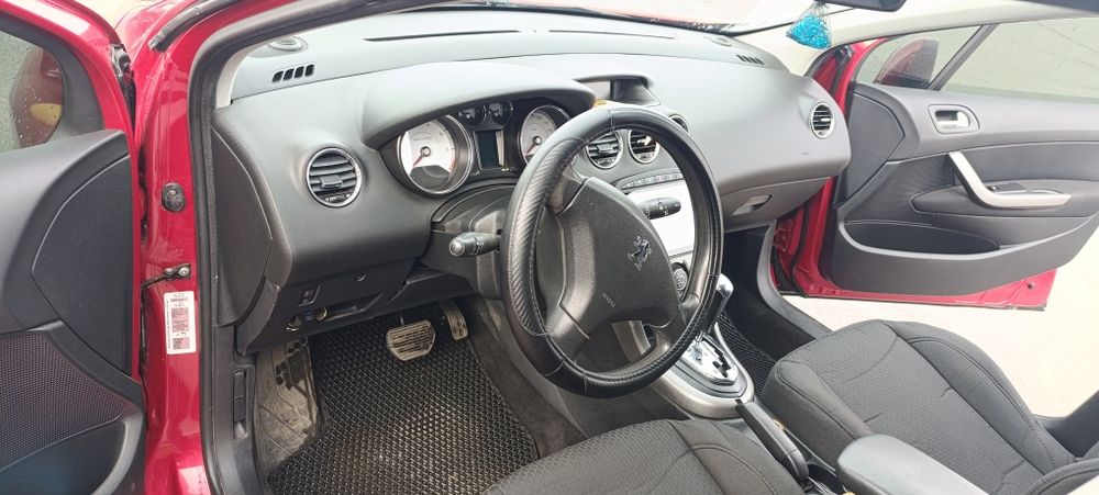 Peugeot 308 2008р