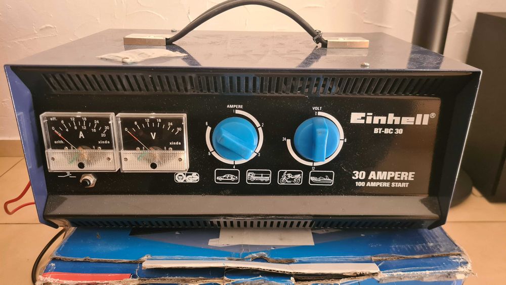 Sprzedam prostownik Einhell BT-BC 30 Blue – solidny i sprawdzony