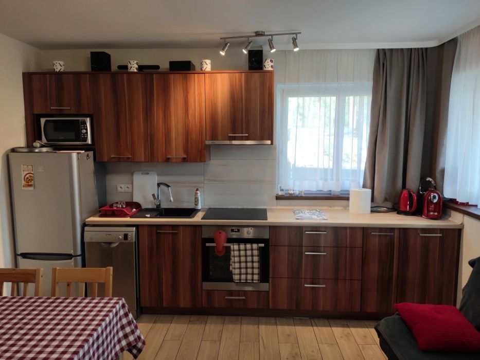 Domek na Kaszubach z kominkiem nad jeziorem dla 8os /Majówka, Wakacje