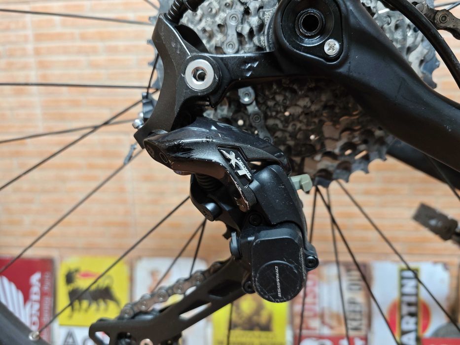 BTT CUBE Carbono 29