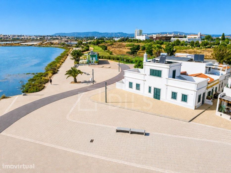Moradia T2, com vista para a Ria Formosa, Faro, Algarve