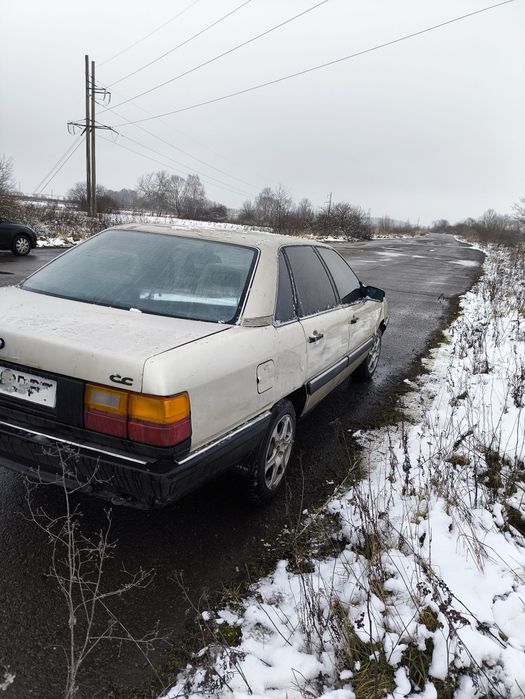 Продам Audi 100 C3 2.2