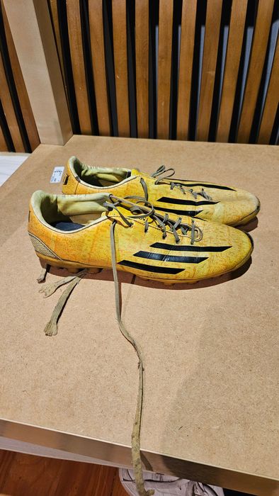 Chuteiras Futebol - Messi Adidas F30 - Relvado Sintético (Tamanho 40)