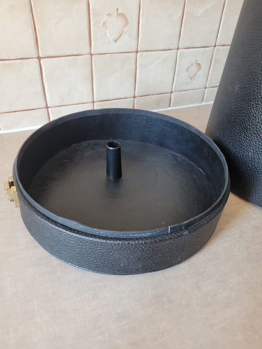Walizka na kapelusze, peruki Vintage