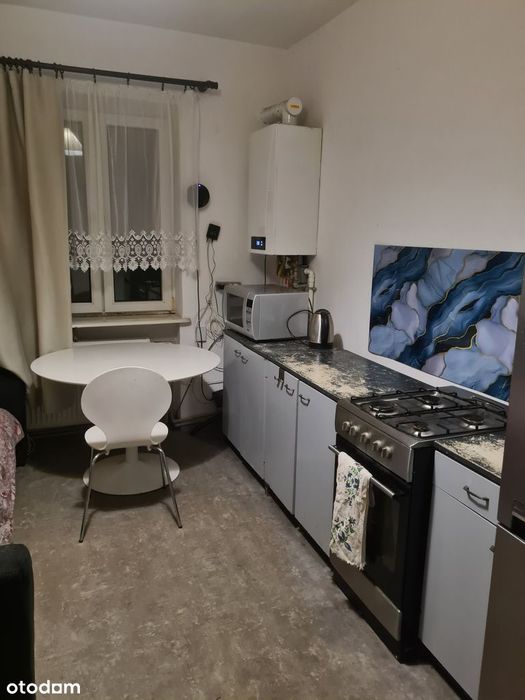 4 pokoje 80m2 plus strych 80m2 plus GARAŻ plus 2 pom. gosp. - 90% DOMU
