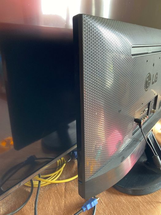 Tv/Monitor/Ecrã LG 22 Polegadas